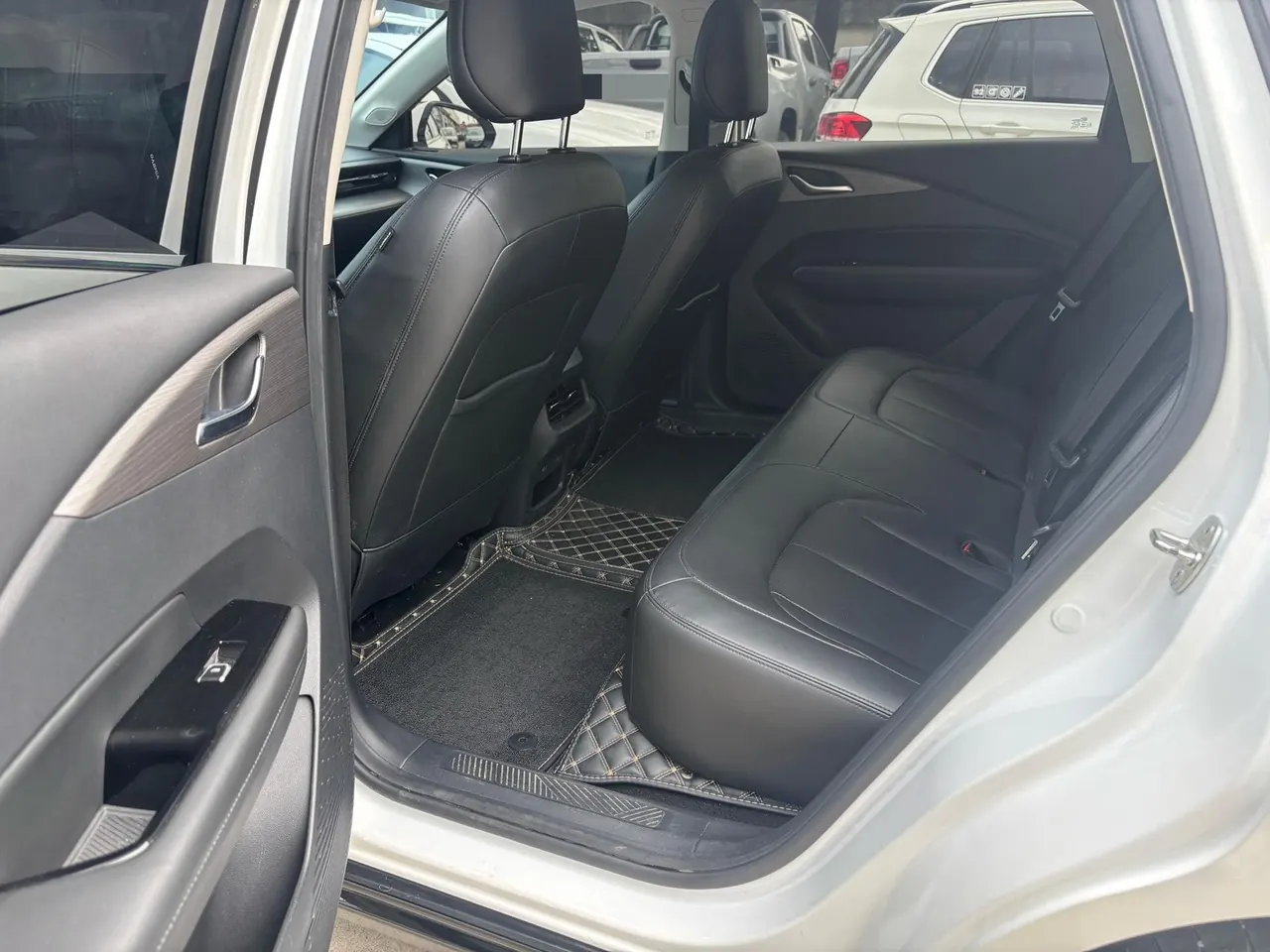 WuLing 2023 Starlight 1.5 150 Advanced Edition Automatic Gear 9
