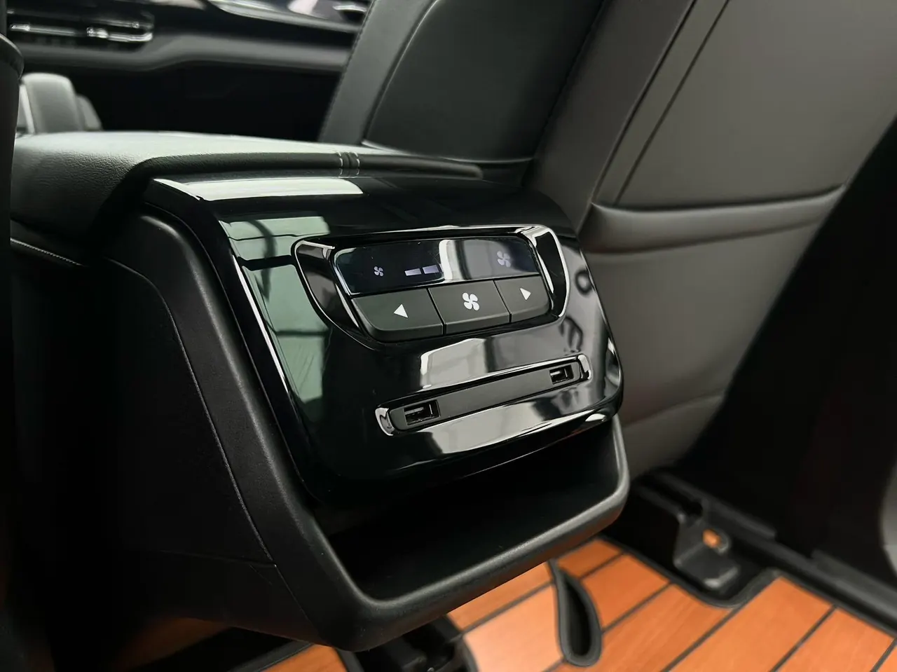 WuLing 2022 Capgemini 1.5T Stepless Flagship Automatic Gear 13