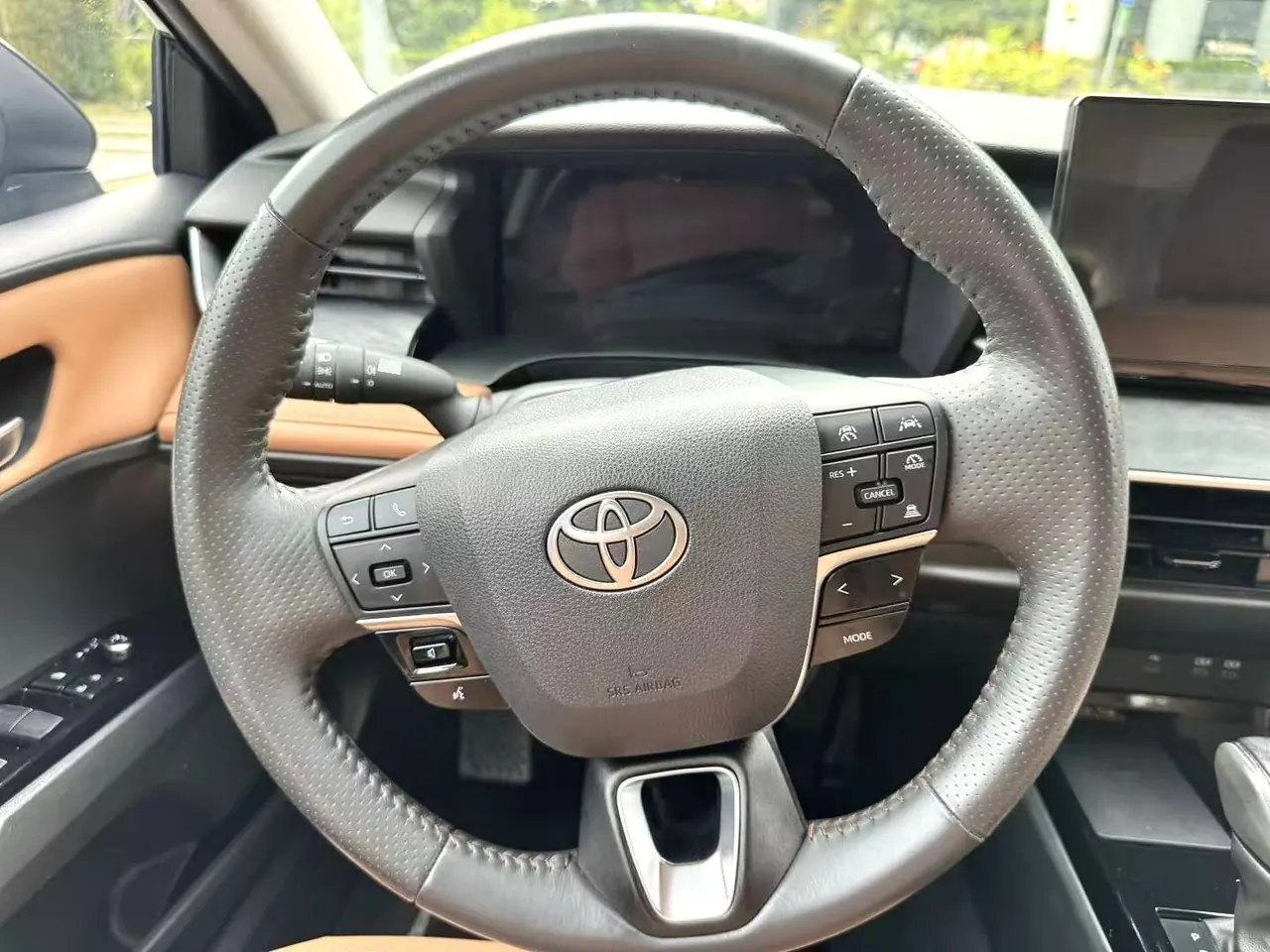 Toyota 2024 Camry 2.0GVP Stepless Deluxe Edition Automatic Transmission 12