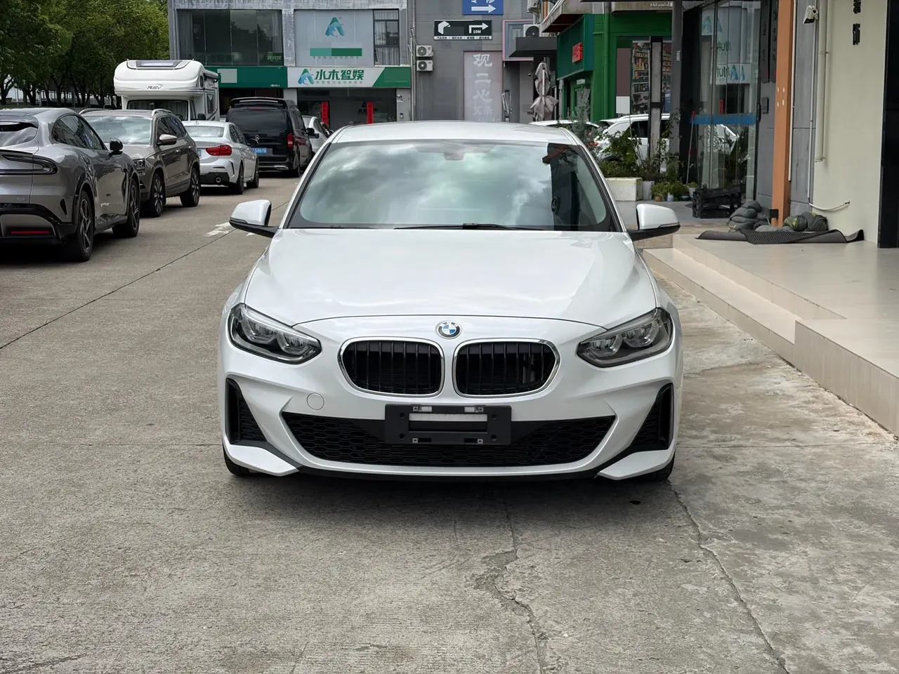 BMW 1 Series 2022 120i 1.5T M Sports Edition Automatic Gear 2