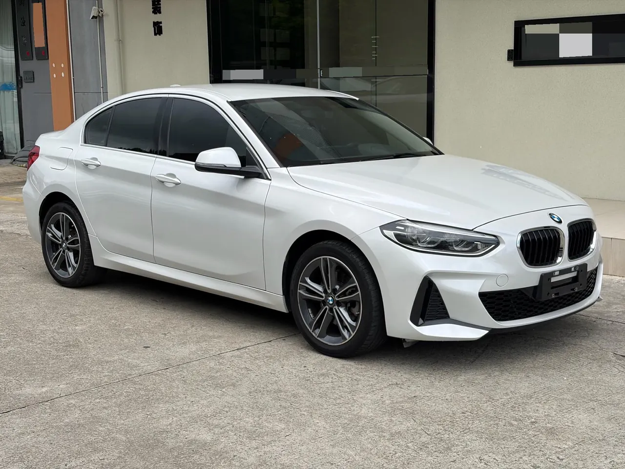 BMW 1 Series 2022 120i 1.5T M Sports Edition Automatic Gear 3