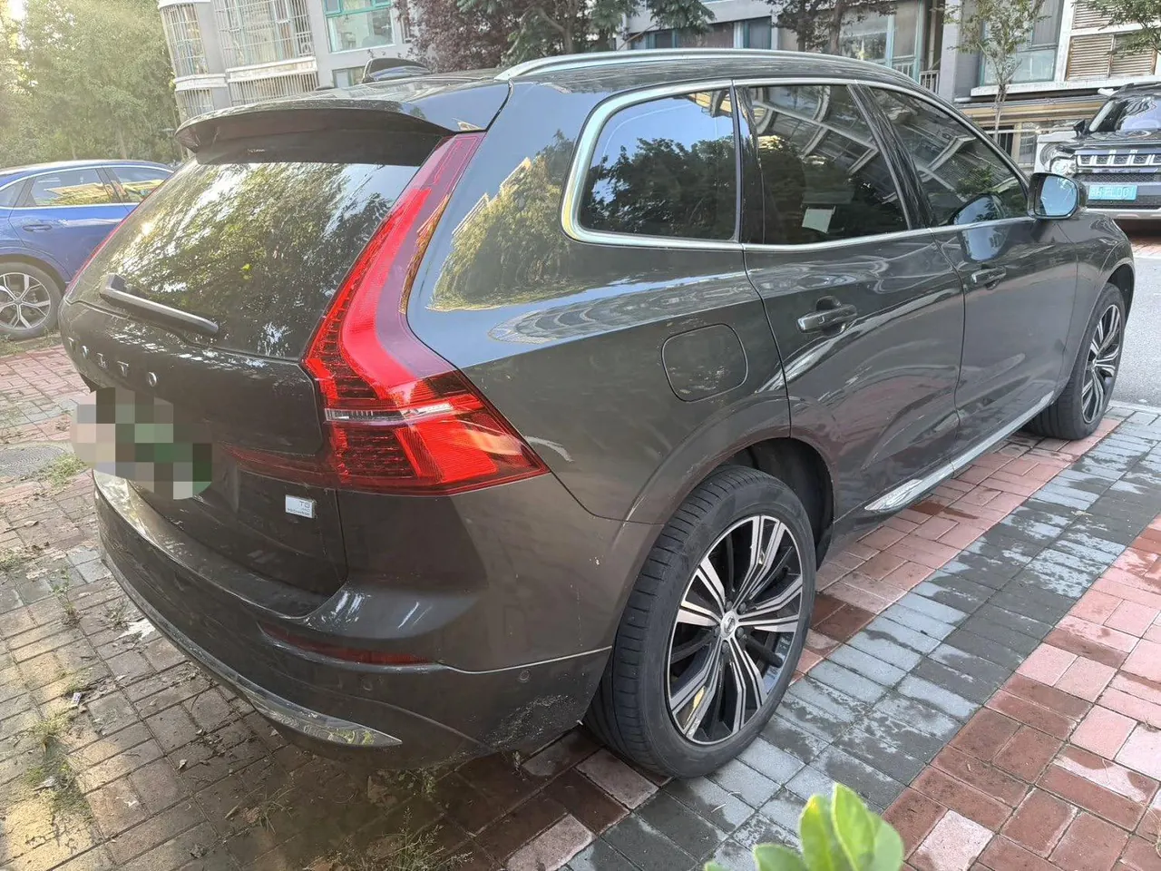 Volvo XC60 New Energy 2022 XC60 PHEV 2.0T T8 Four-wheel Drive Zhiyuan Deluxe Edition Automatic Gear 5