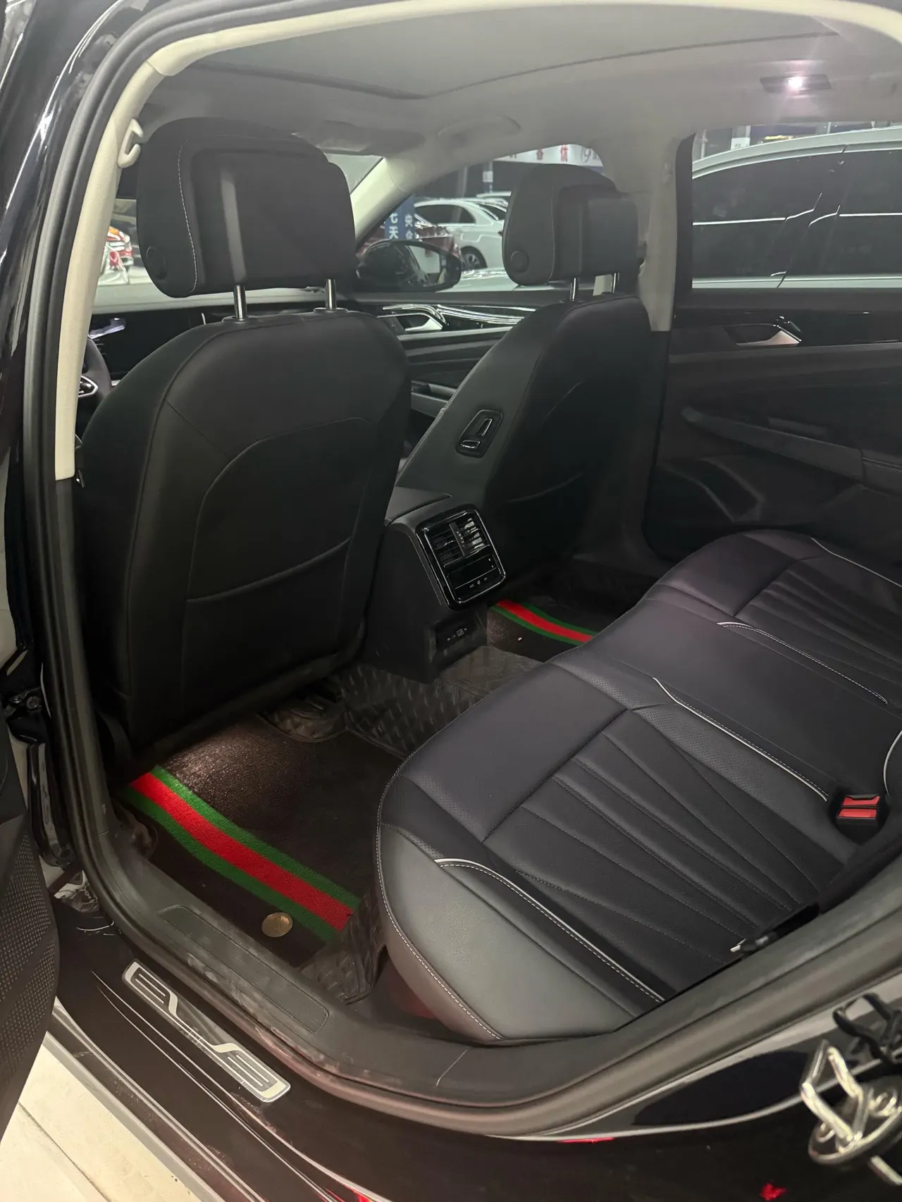 Volkswagen 2024 Passat 2.0TSI 380TSI Star Elite Edition Automatic 3