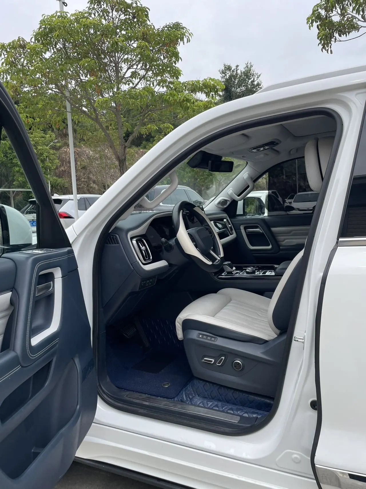 Beijing 2022 BJ60 48V 2.0T 11th Edition 5-seat Automatic Gear 4
