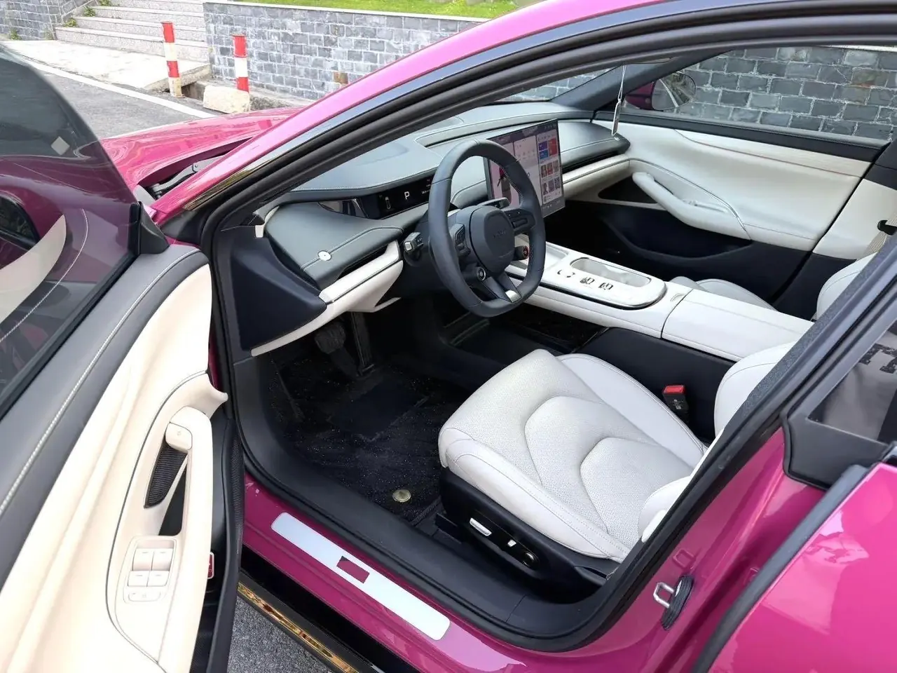 MI 2024 SU 7 830km Rear Drive Ultra Long Endurance High-end Smart Drive Pro Edition Automatic Gear 4