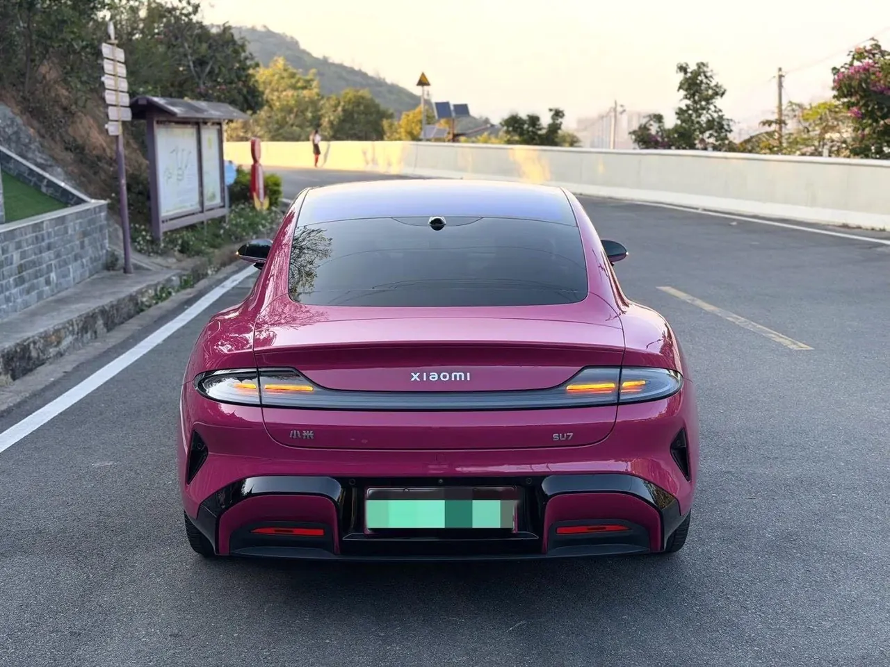MI 2024 SU 7 830km Rear Drive Ultra Long Endurance High-end Smart Drive Pro Edition Automatic Gear 8