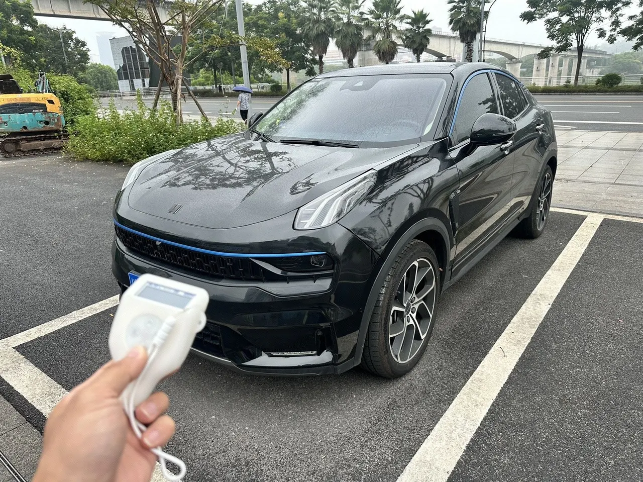 打开图片灯箱:LYNK&CO 2022 LYNK&CO 05 2.0TD Two-wheel Drive Halo Automatic Gear