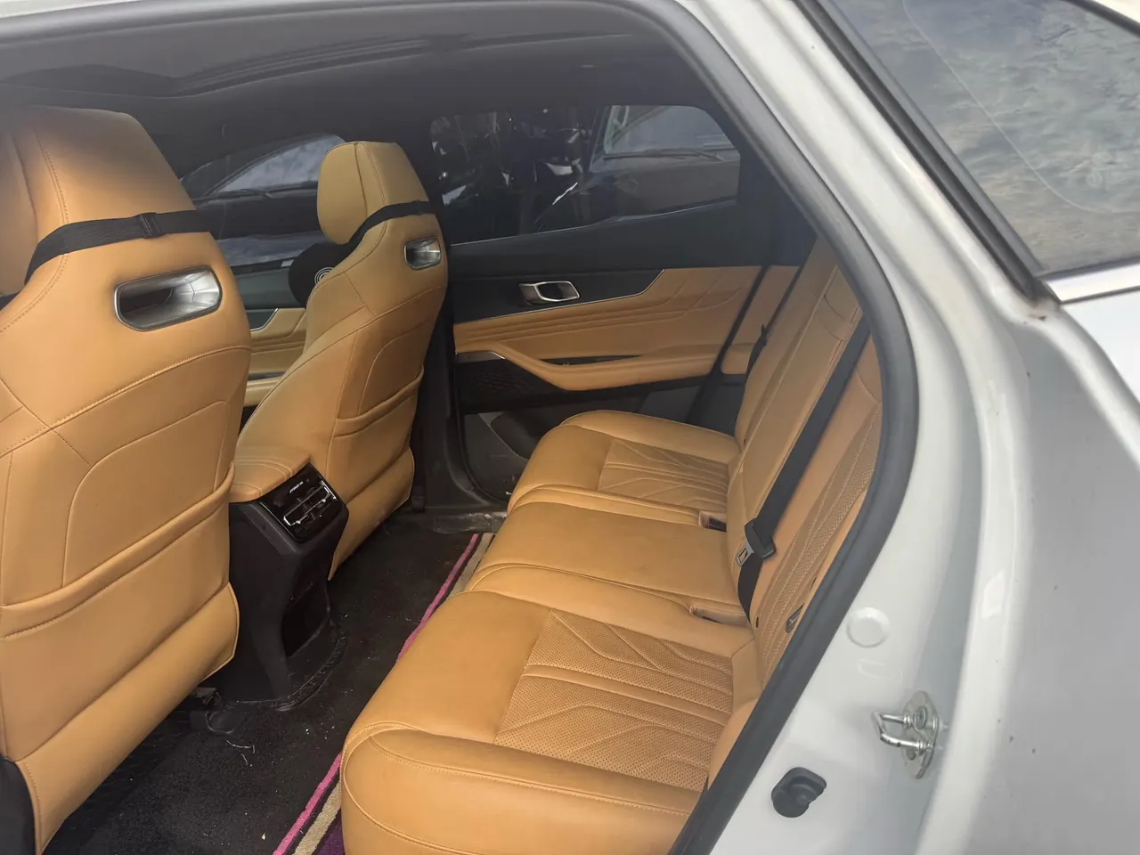 ChangAn 2024 UNI-K 2.0T Two-Drive Yuesang Automatic Gear 5
