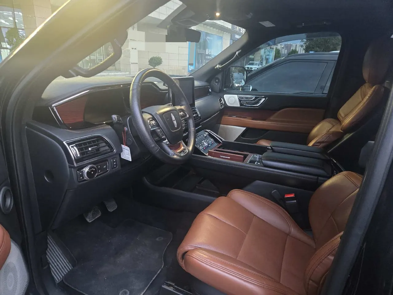 Lincoln Navigator (Imported) 2020 Navigator 3.5T Distinguished Edition Automatic Gear 4