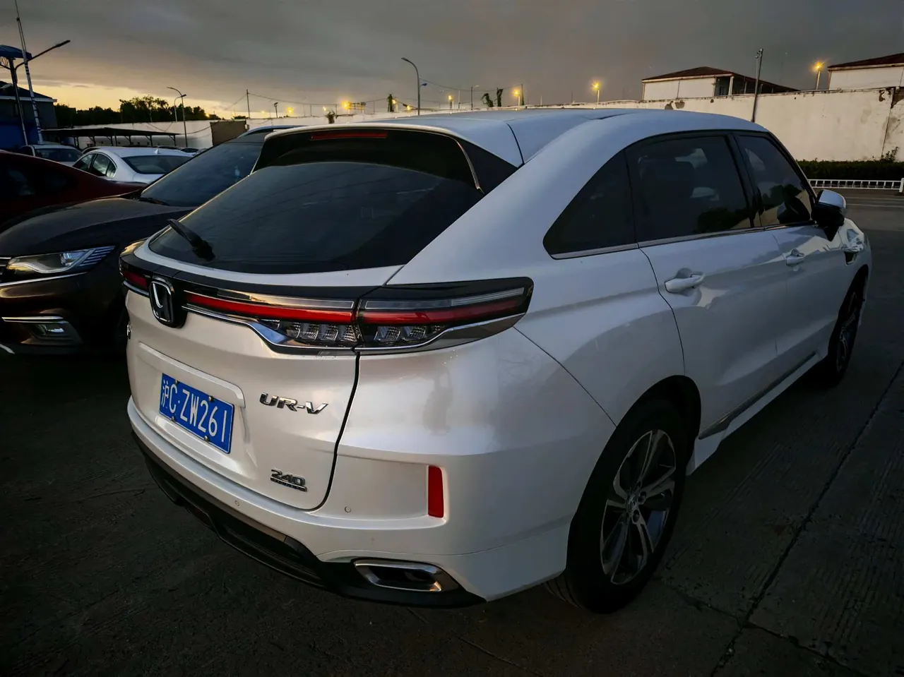 Honda 2020 UR-V 1.5T Stepless 240TURBO Two-Drive Elegant Edition Automatic Gear 4