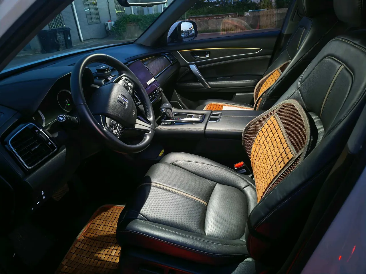 Honda 2020 UR-V 1.5T Stepless 240TURBO Two-Drive Elegant Edition Automatic Gear 5