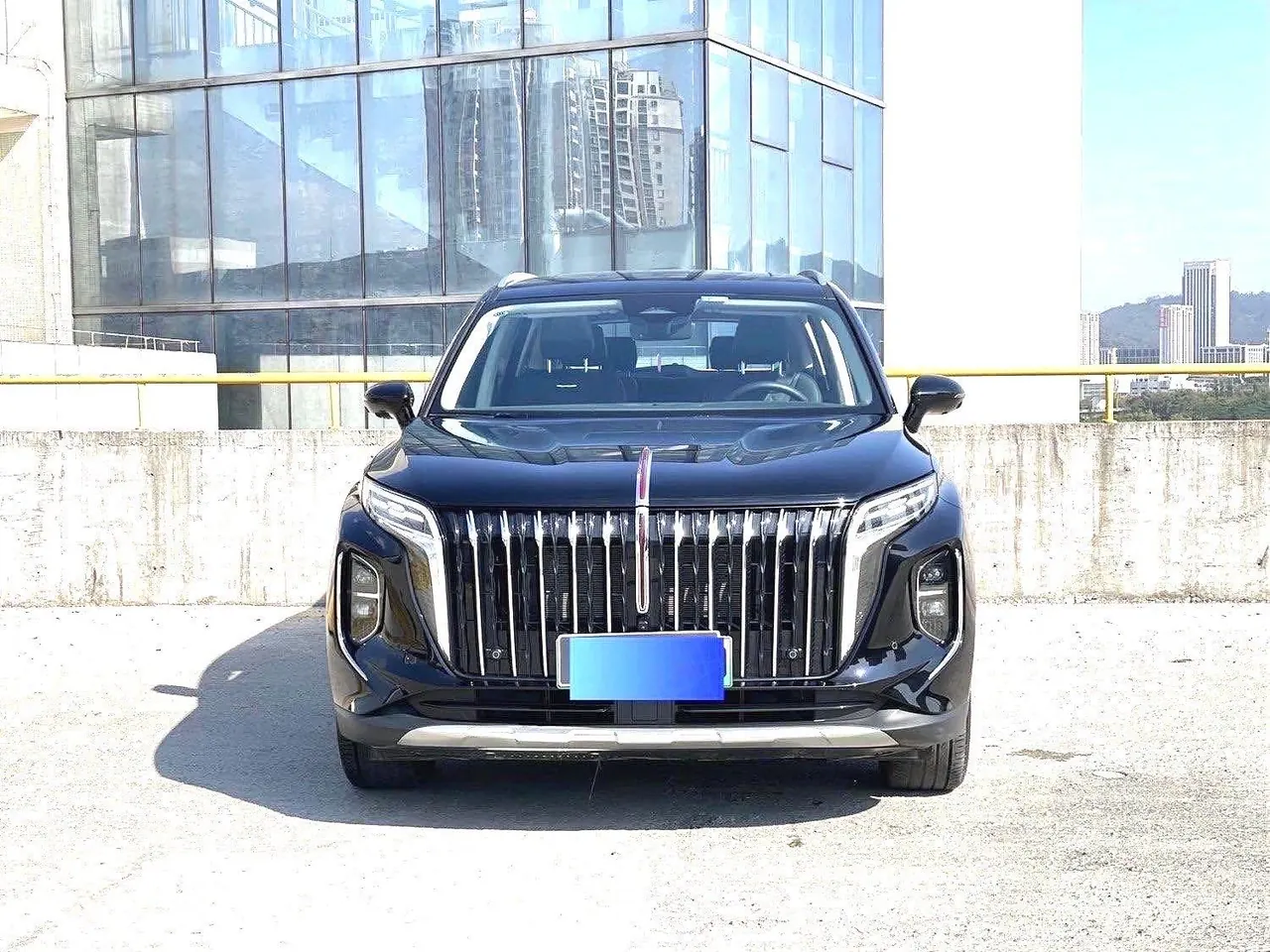 HongQi 2024 HS7 PHEV 2.0T 4-wheel drive flag smooth version 6-seat automatic gear 3