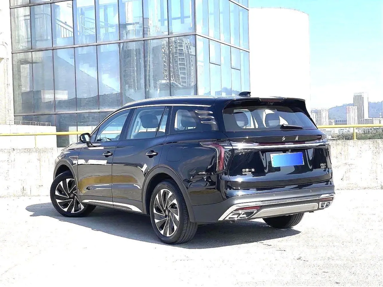 HongQi 2024 HS7 PHEV 2.0T 4-wheel drive flag smooth version 6-seat automatic gear 6