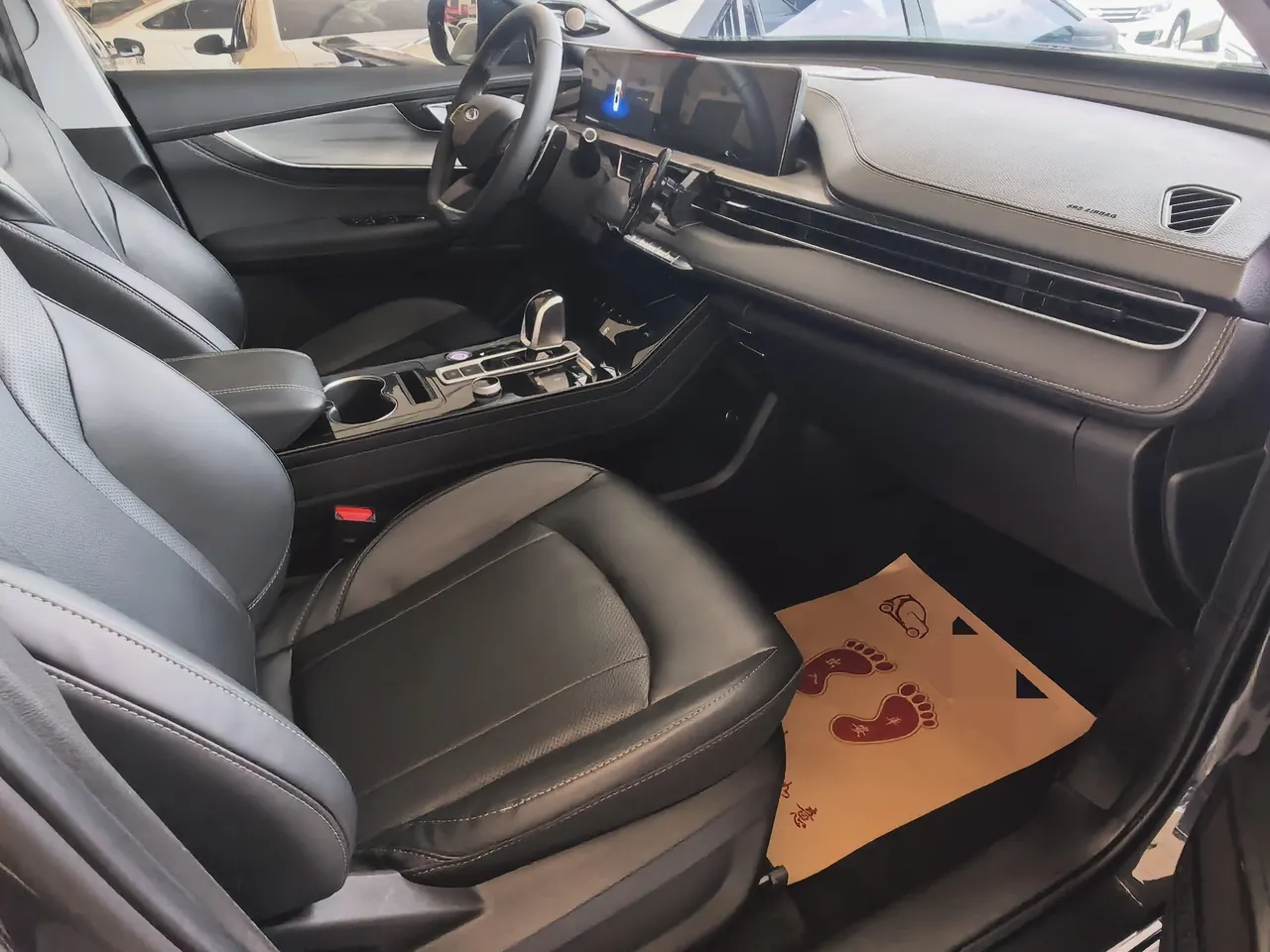 Chery 2022 Ruihu 8 PLUS 1.6TGDI 290TGDI Hero Edition Automatic Gear 6