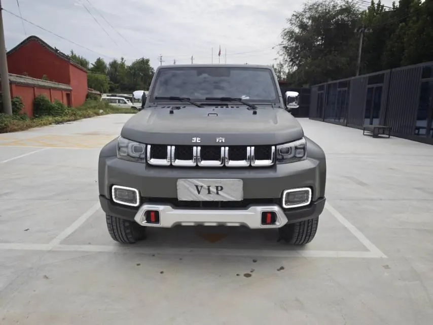 Beijing 2020 BJ40 2.0T 4-wheel drive city hunter version chivalrous automatic gear 2