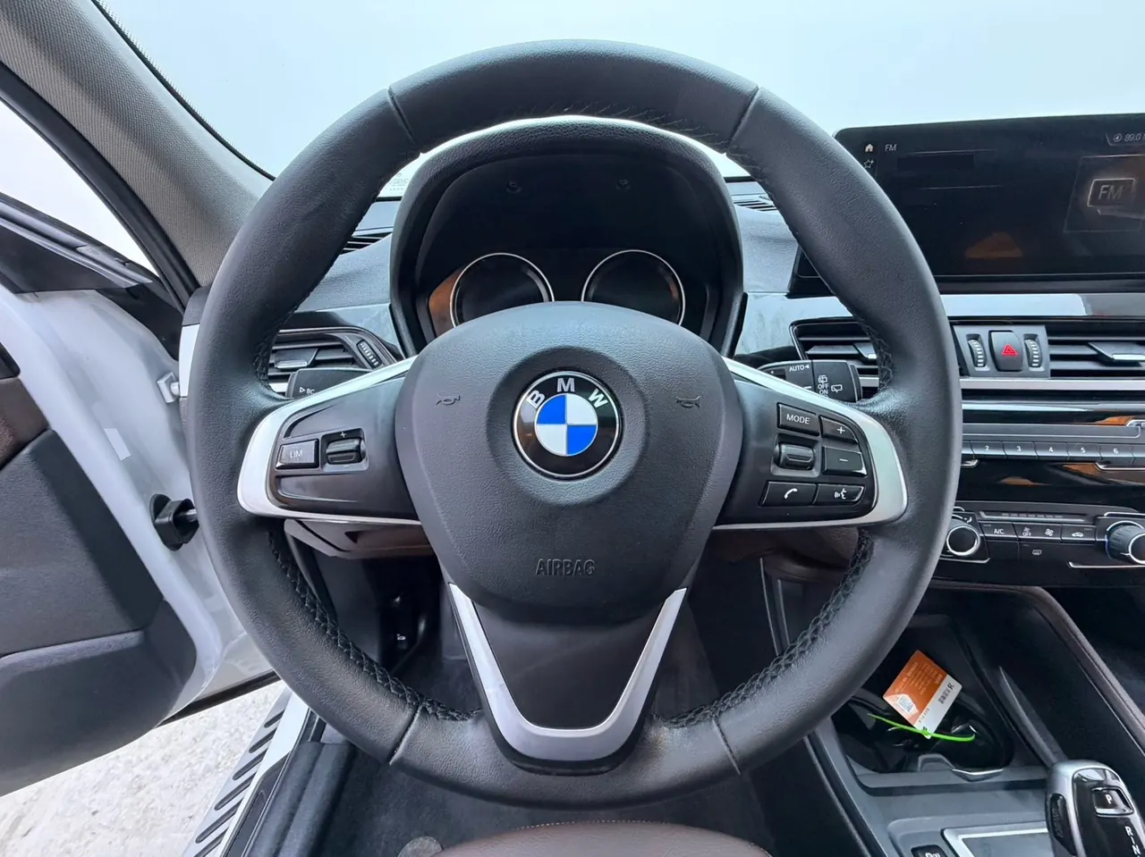 BMW 2022 X1 sDrive20Li 1.5T fashion automatic gear 7