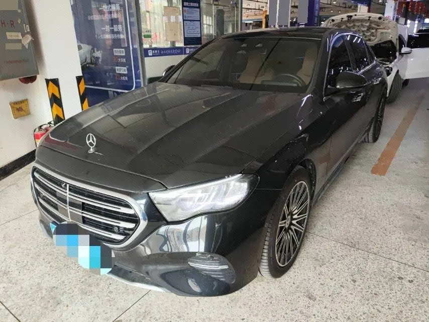Open image lightbox: Mercedes Benz E Class 2024 E 300 L 48V 2.0T Luxury Automatic Gear