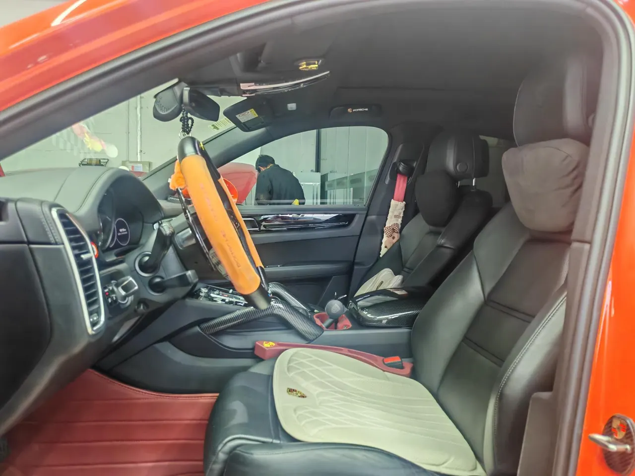 Porsche Cayenne New Energy (Imported) 2020 Cayenne Oil and Electric Hybrid 2.0T Automatic Gear 4