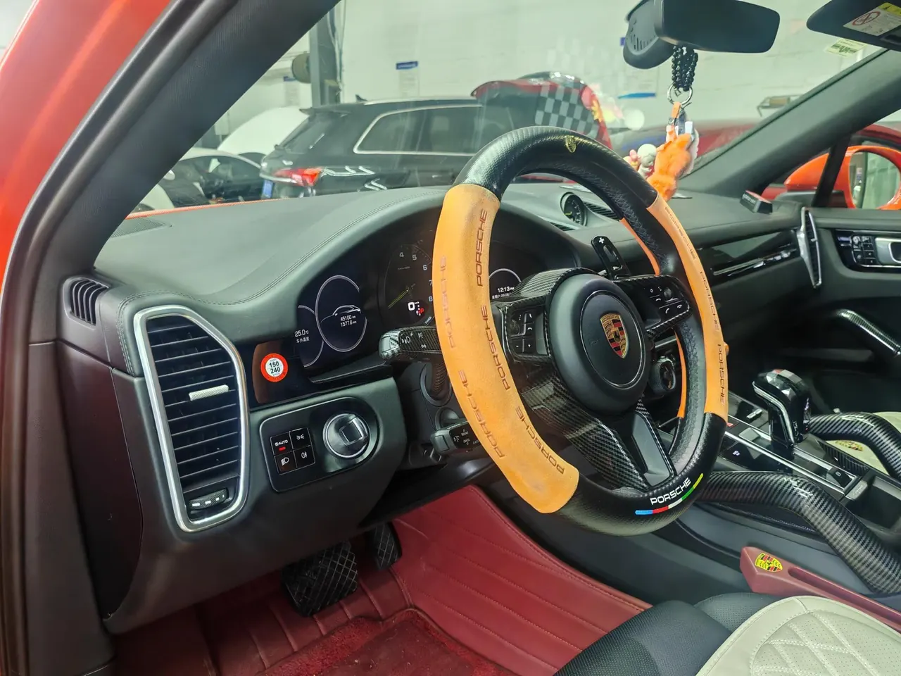 Porsche Cayenne New Energy (Imported) 2020 Cayenne Oil and Electric Hybrid 2.0T Automatic Gear 5