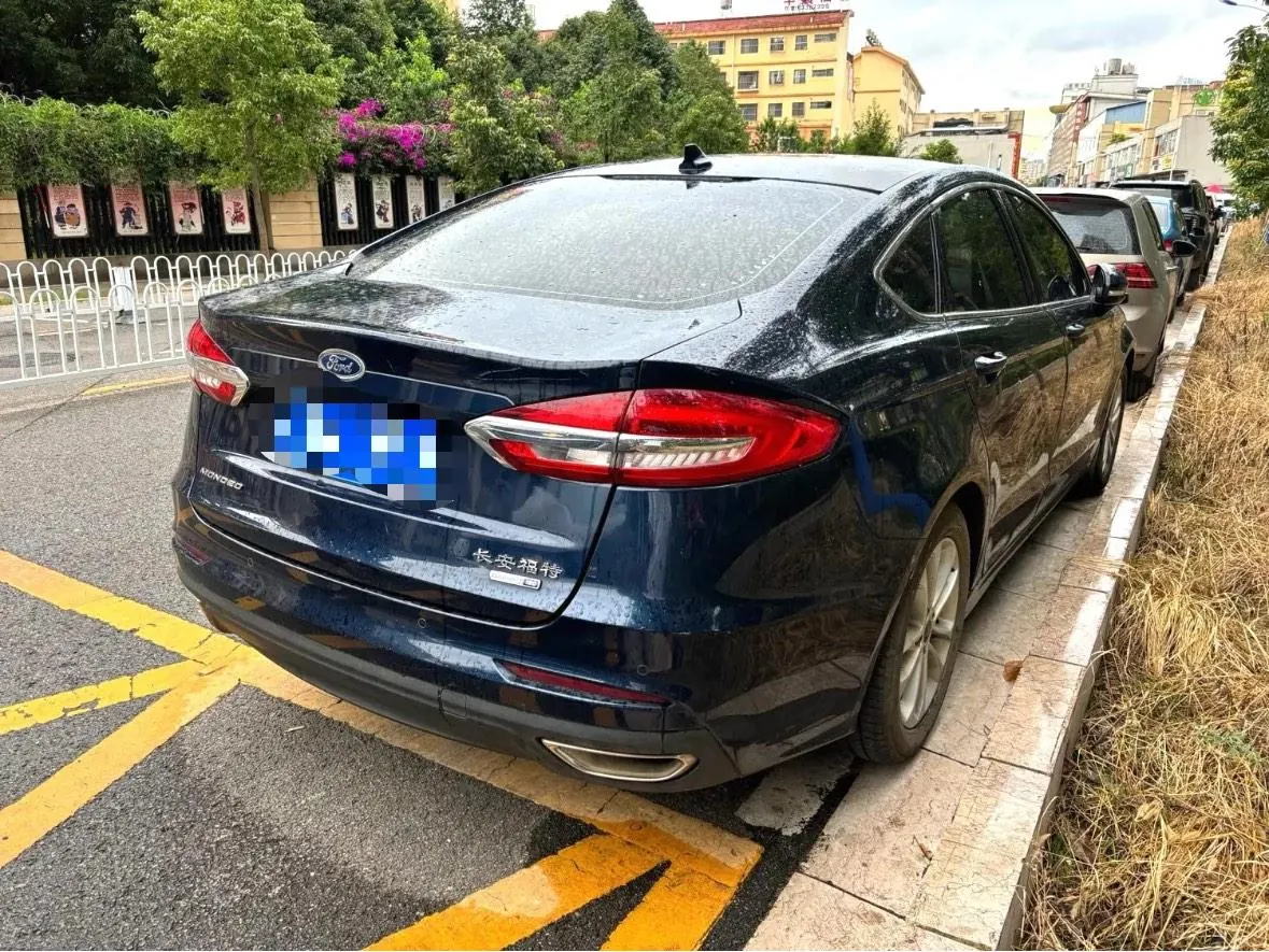Ford 2020 Mondeo 1.5T EcoBoost 180 Fashion Automatic 2