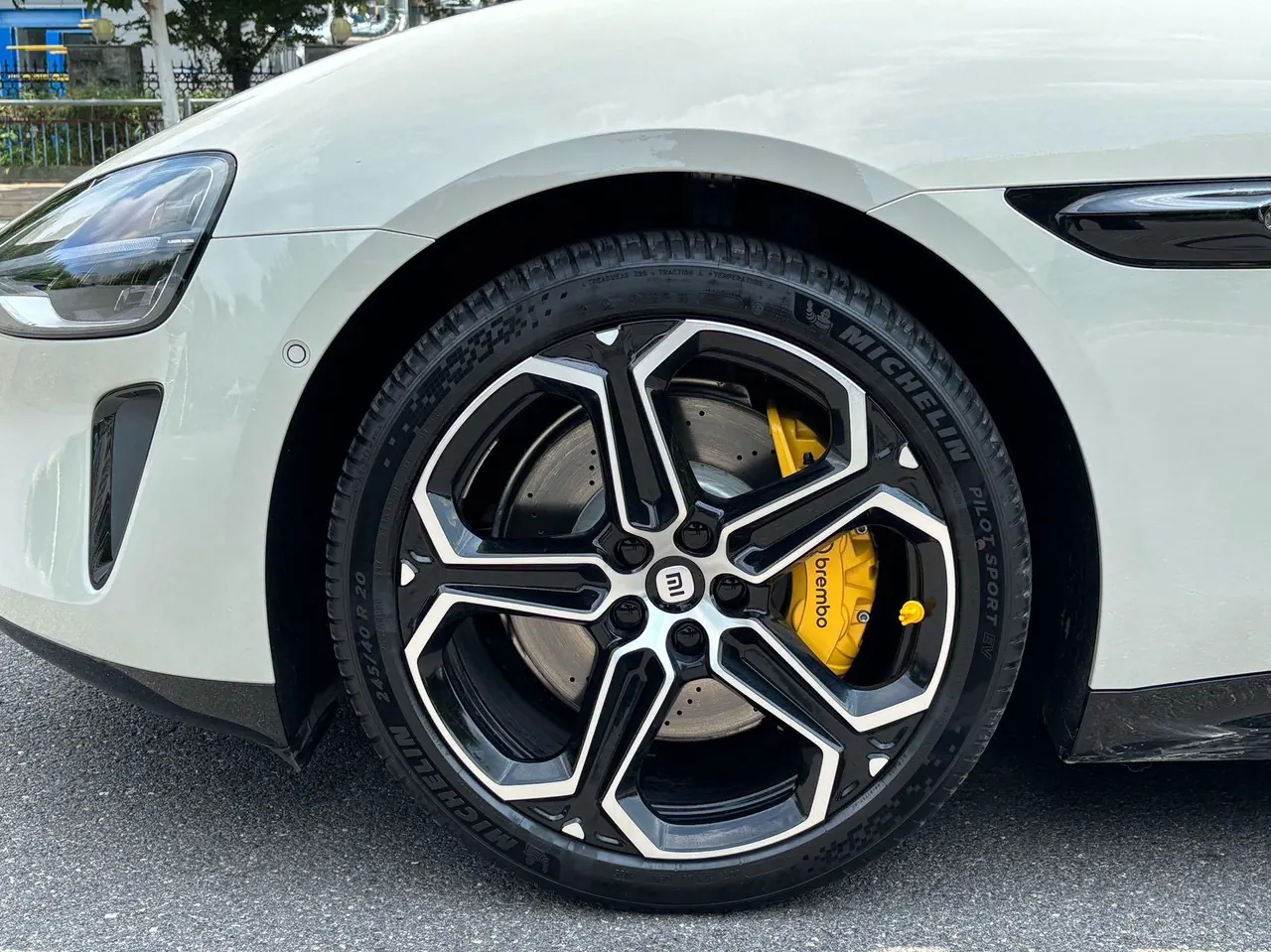 MI 2024 SU 7 830km Rear Drive Ultra Long Endurance High-end Smart Drive Pro Edition Automatic Gear 4
