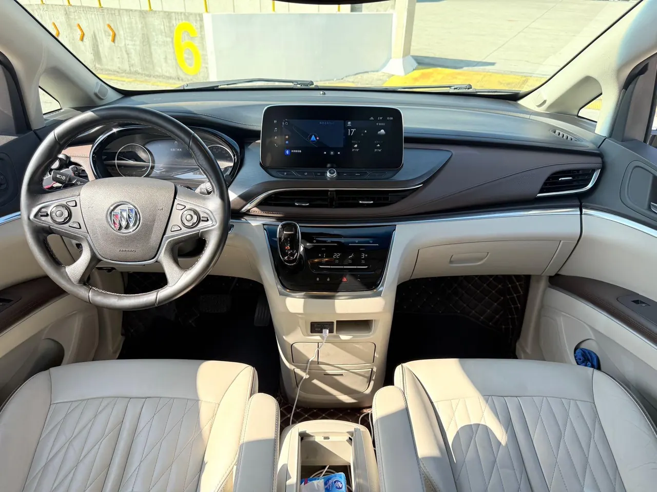 Buick 2022 GL8 Land Business Class 48V 2.0T 652T Luxury Automatic Gear 6