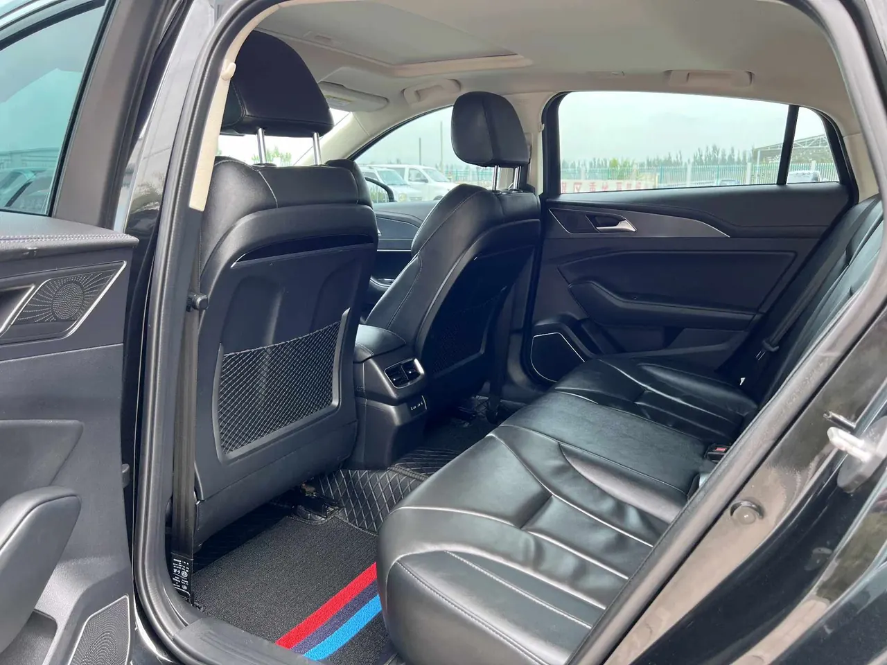 HongQi 2022 H5 1.5TD Flag Rhyme Edition Automatic Gear 6