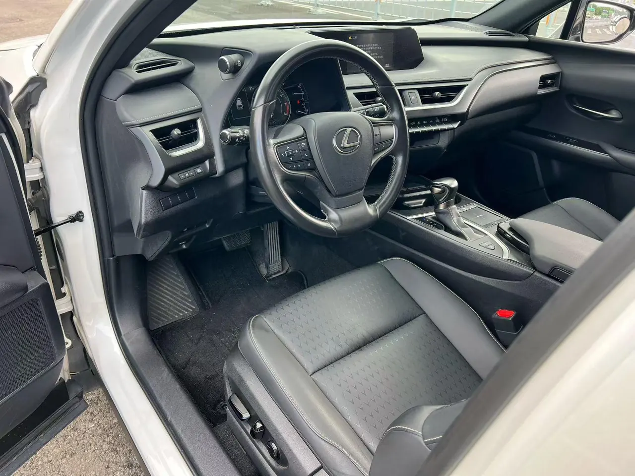 Lexus UX (Imported) 2020 UX200 2.0 Stepless Special Edition Automatic Gear 5