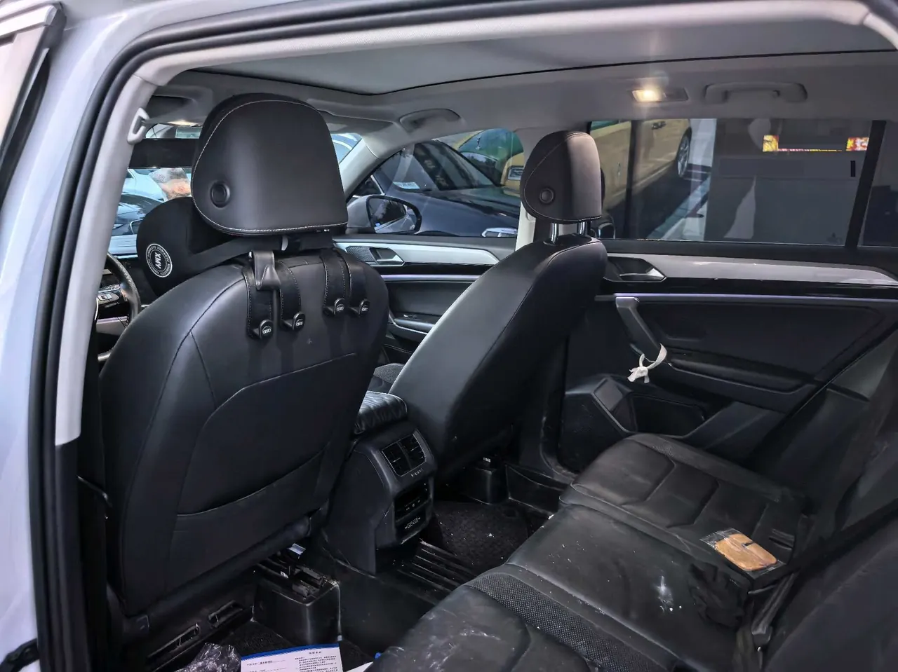 Volkswagen 2020 Tanyue 2.0TSI 330TSI Two-Drive Deluxe Zhilian Edition Pro Automatic Gear 3
