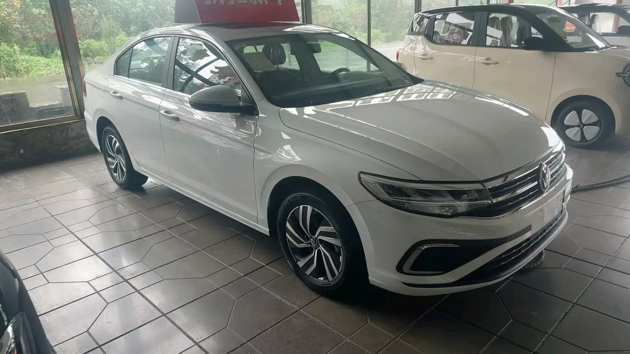 Volkswagen 2026 Bora 1.2TSI 200TSI Yuexing Navigation Edition Automatic Gear 2