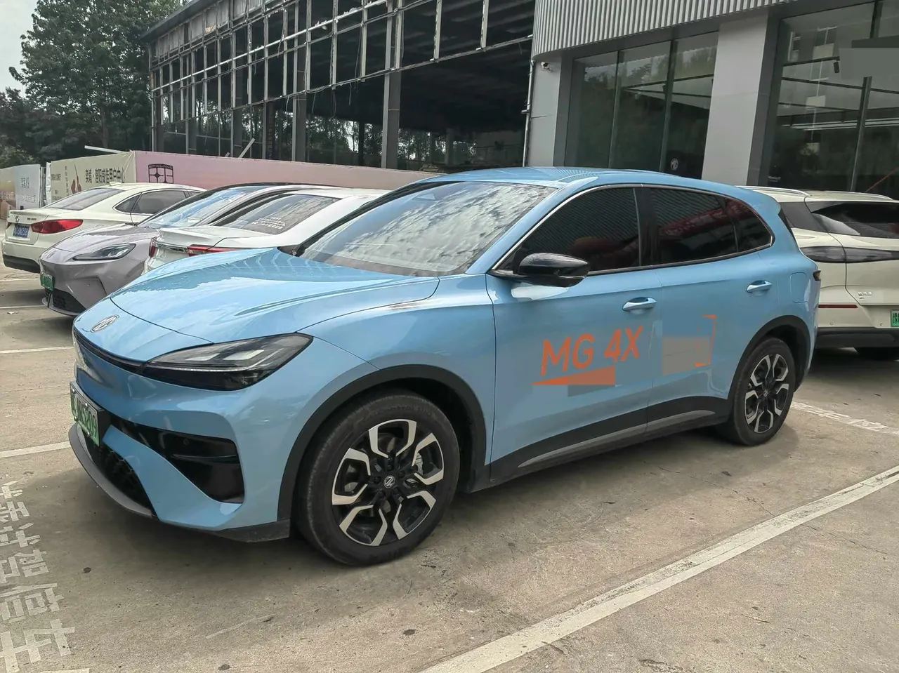 MG 2026 MG 4X 610 Free Edition Automatic Gear 2