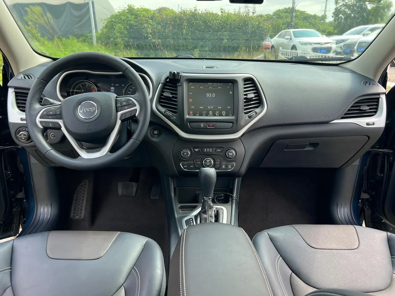 Jeep 2020 Free Light 100.00g Drive Classic Sports Edition Automatic Gear 8