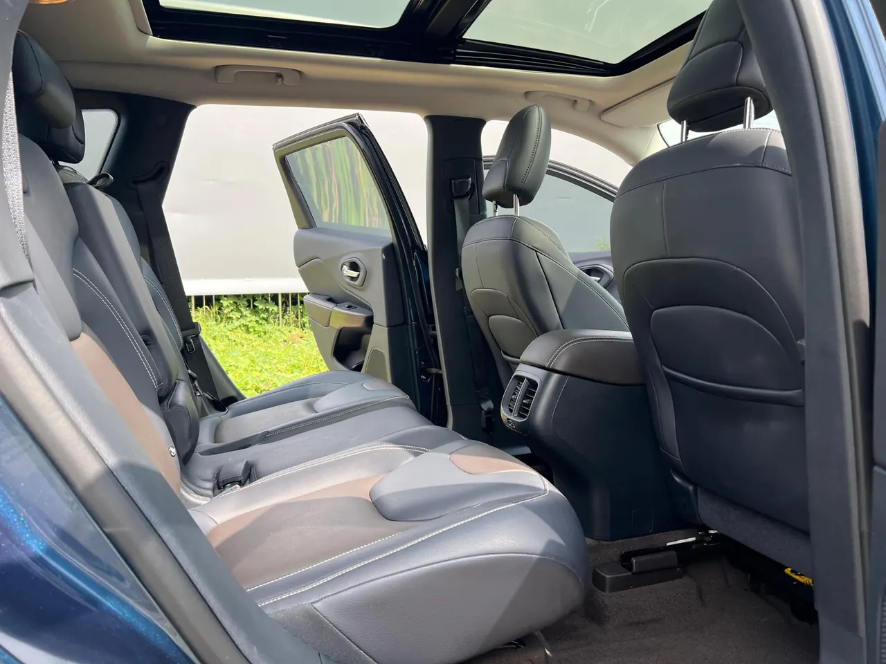 Jeep 2020 Free Light 100.00g Drive Classic Sports Edition Automatic Gear 9