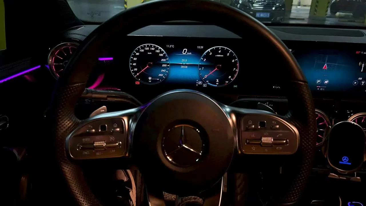Mercedes Benz Class A 2021 A 200 L 1.3T Fashion Automatic Gear 10