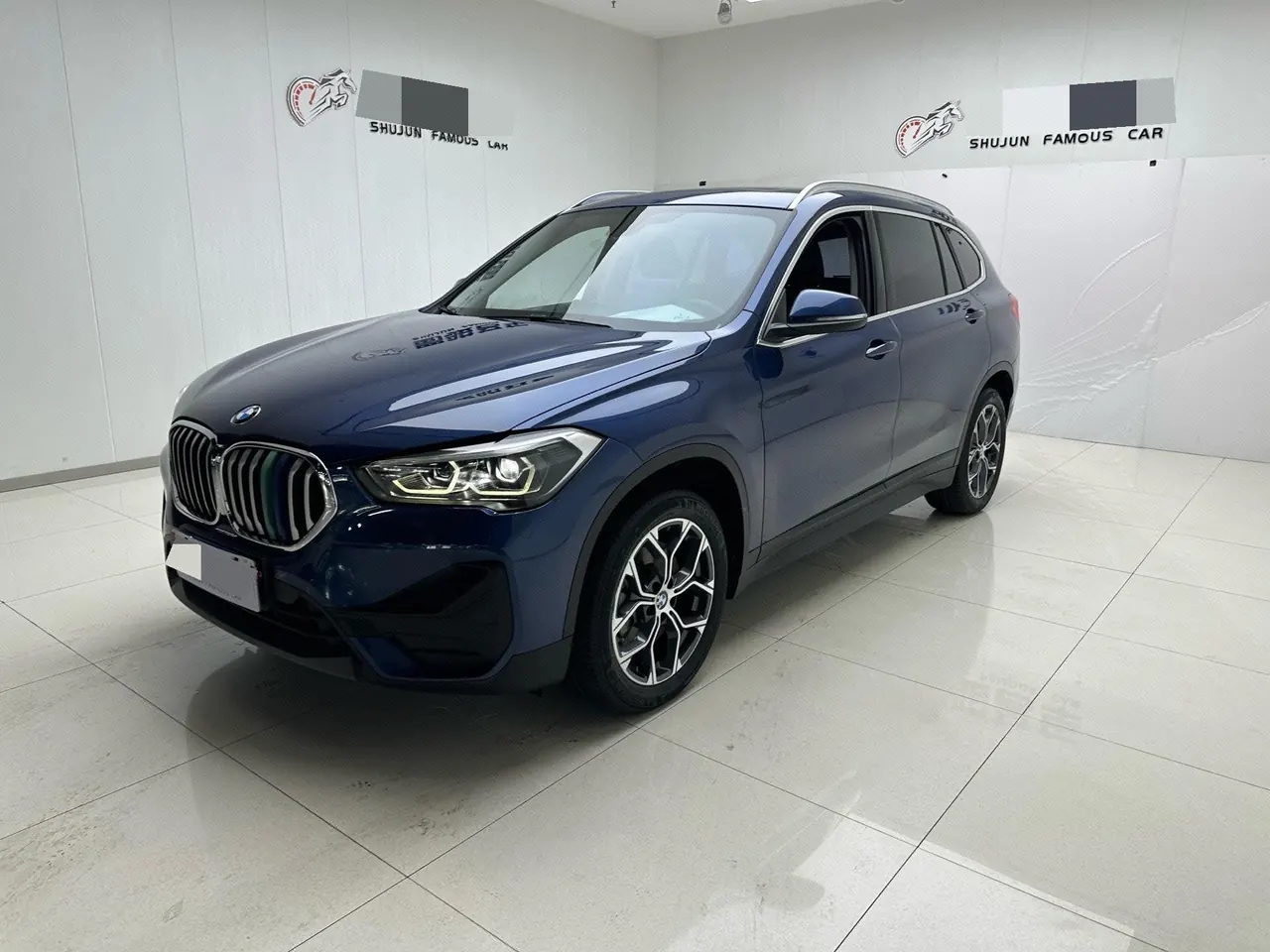 Open image lightbox: BMW 2022 X1 sDrive25Li 2.0T Leading Automatic Gear