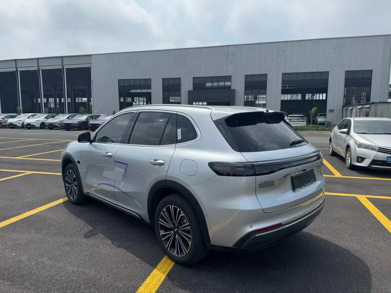 Geely Galaxy 2026 Starship 7 EM-i 1.5 135km Starship Edition Automatic Gear 3
