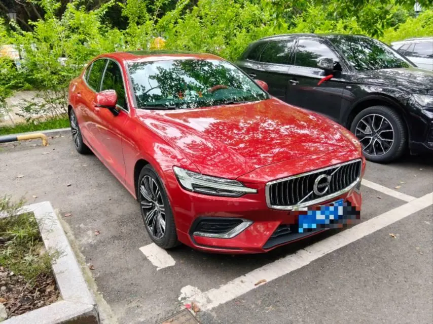 Volvo 2021 S60 2.0T T4 Zhiyuan Deluxe Edition Automatic Gear 3