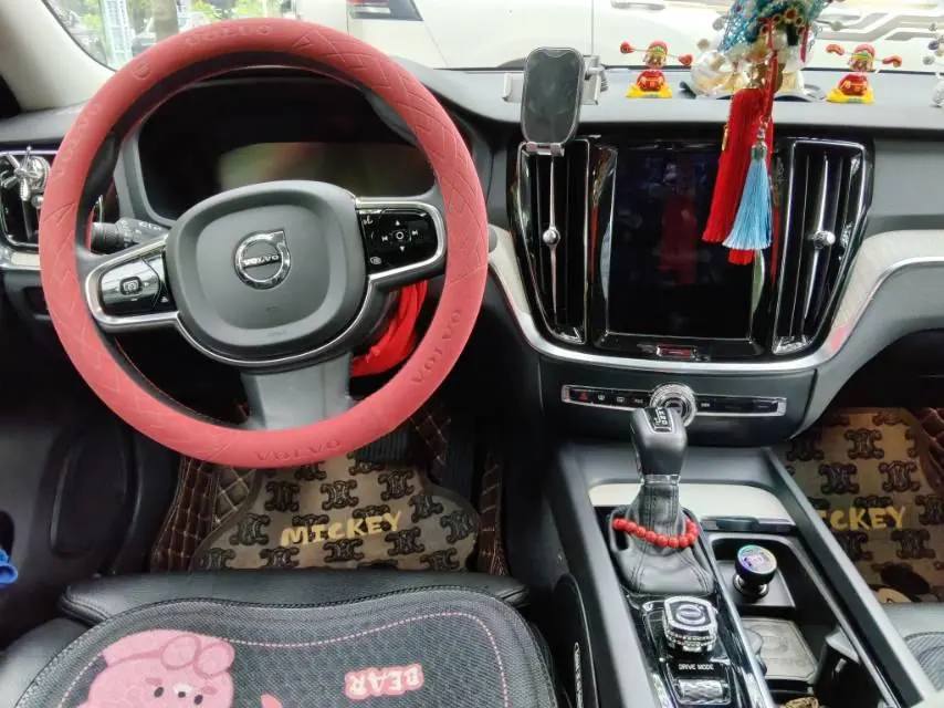 Volvo 2021 S60 2.0T T4 Zhiyuan Deluxe Edition Automatic Gear 7