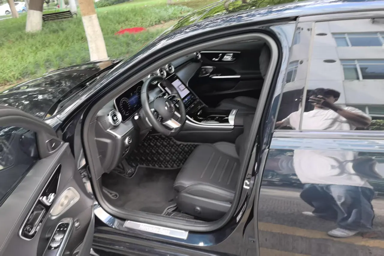 Mercedes Benz Class C 2024 C 260 L 48V 1.5T Hao Night Sports Edition (Modified 3) Automatic Gear 3