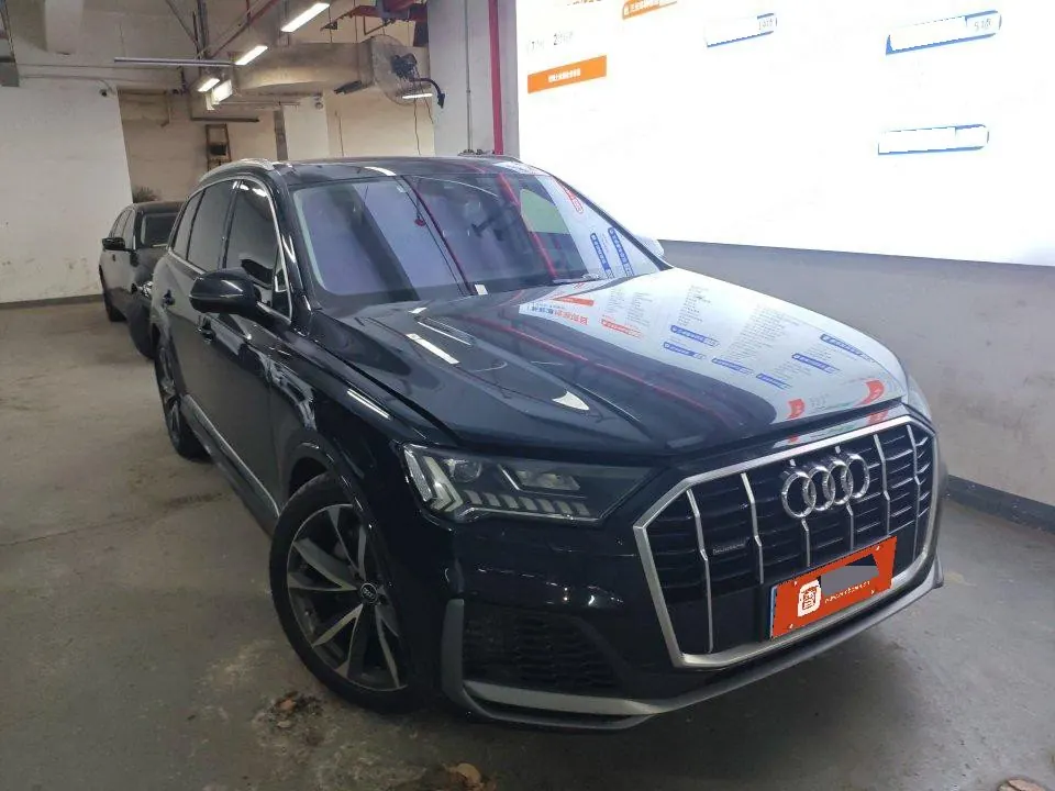 Audi Q7 (Imported) 2021 Q7 48V 3.0TFSI 55TFSI Quattro S line Honorable Automatic Gear 4