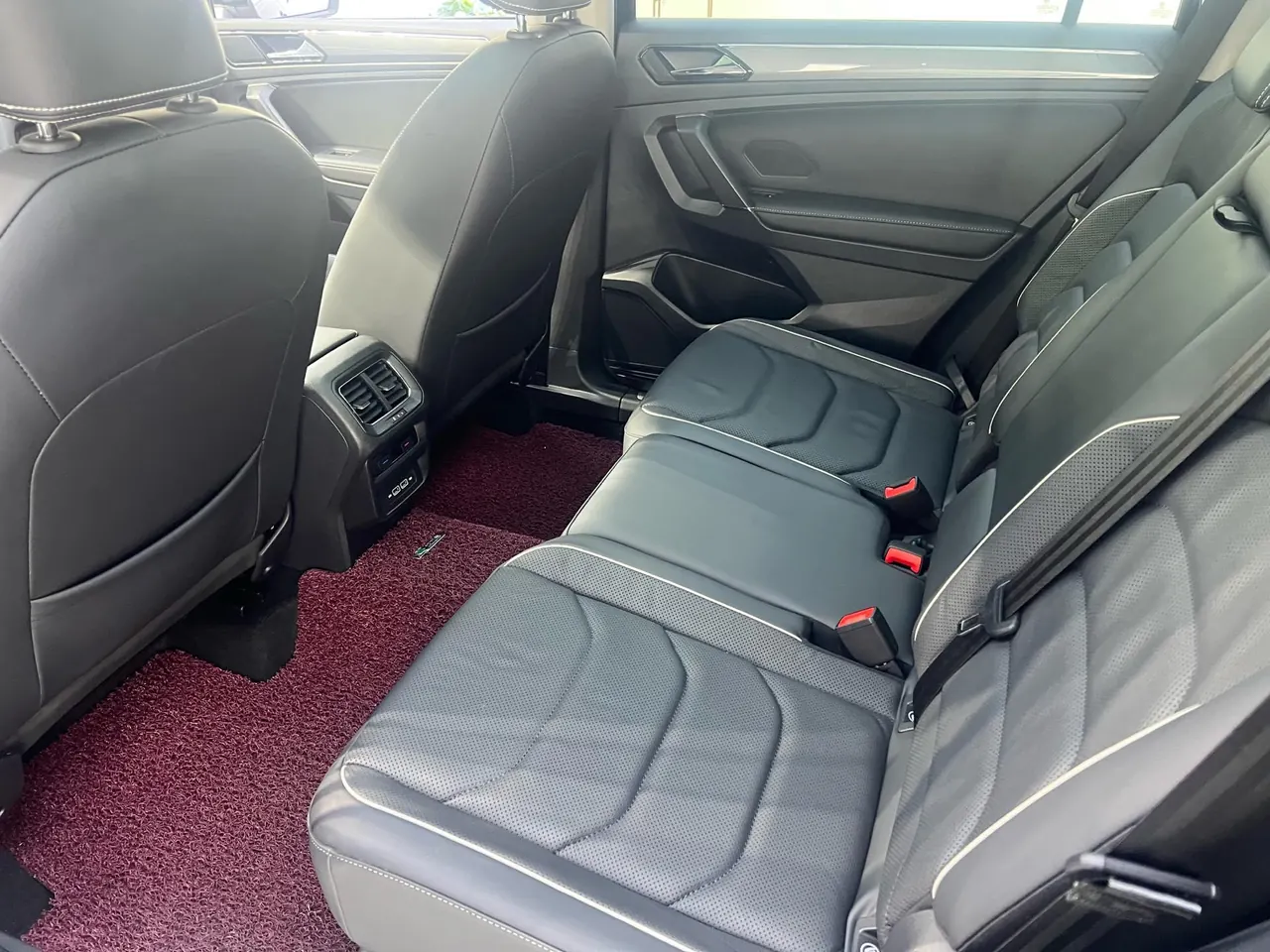 Volkswagen 2021 Tiguan L R-Line 2.0TSI 330TSI Two-Drive Ultimate Automatic Gear 8