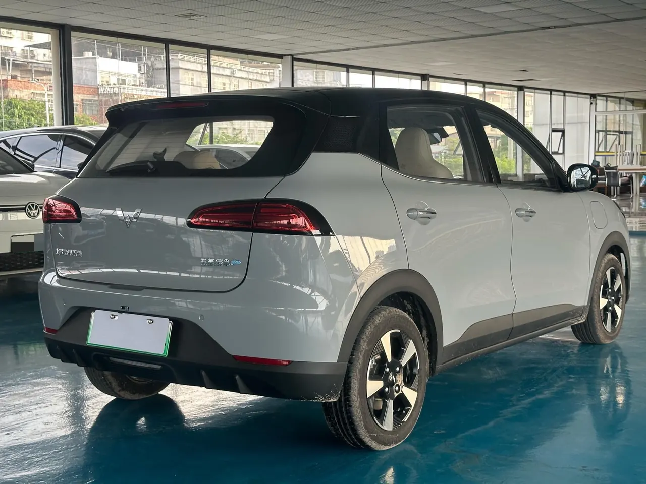 WuLing 2024 Plantronics PLUS 401km Five-seat Edition Automatic Gear 9