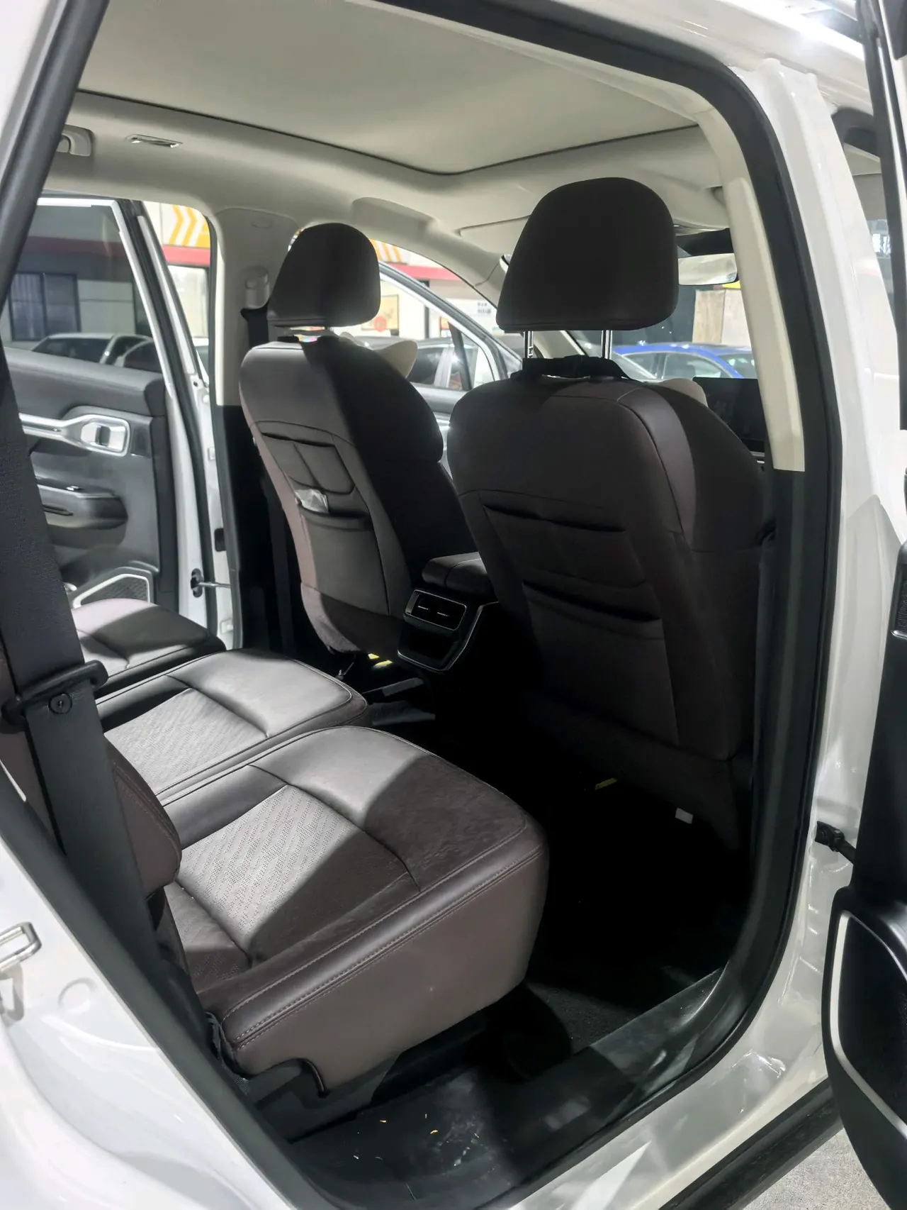 Geely 2022 Hao Yue 1.8TD Luxury 7-seat Automatic Transmission 9