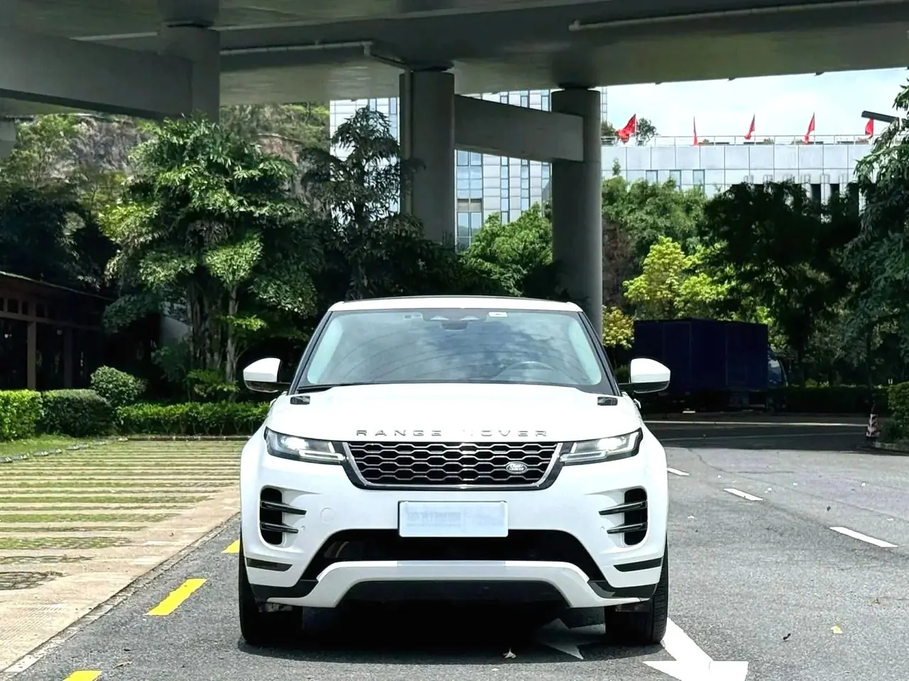 Land Rover 2021 Range Rover Aurora L 48V 2.0T 249PS R-Dynamic S Performance Edition Automatic Gear 2