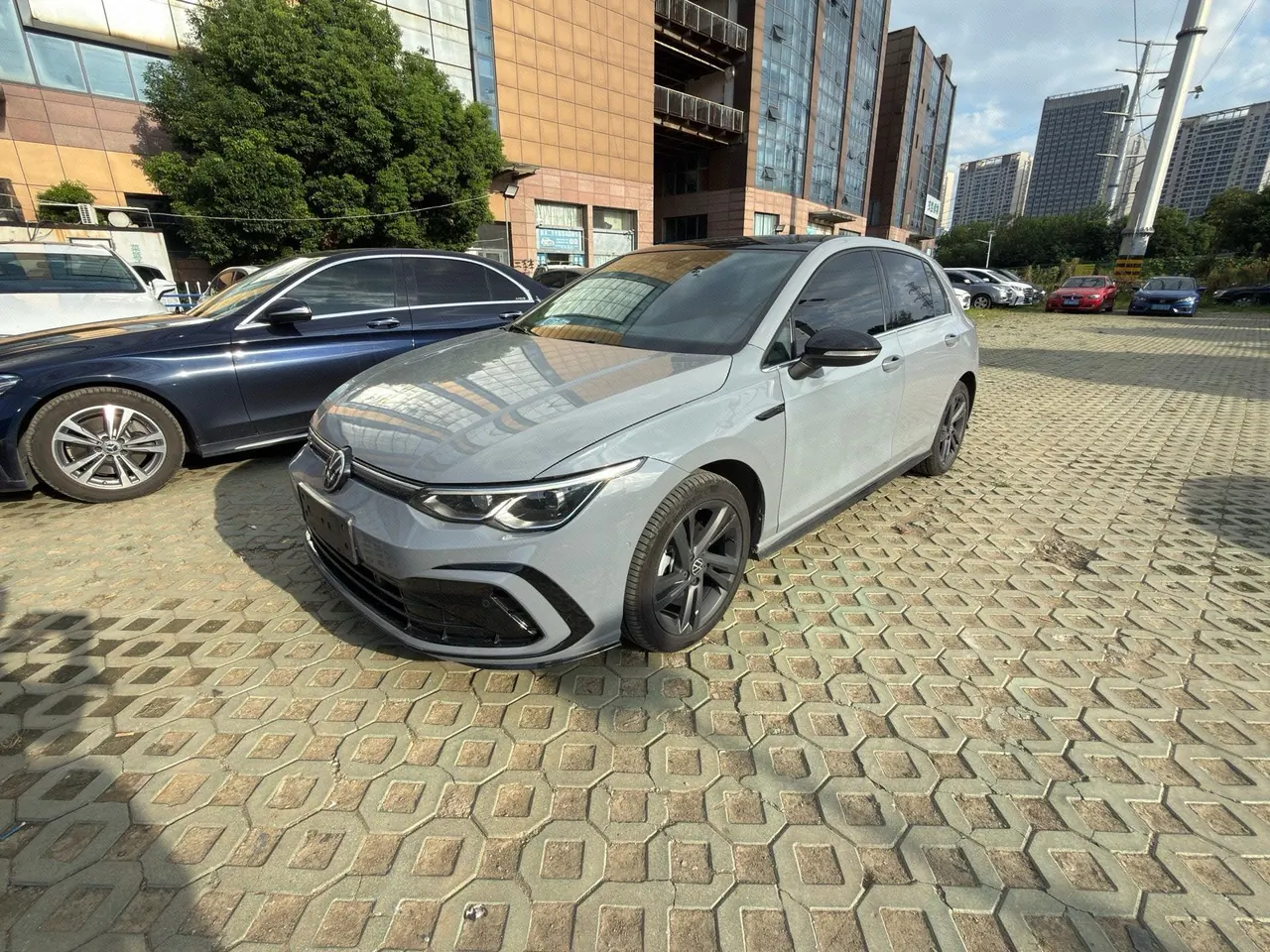 Open image lightbox: Volkswagen 2021 Golf 8 1.4TSI 280TSI 30th Anniversary Edition Automatic