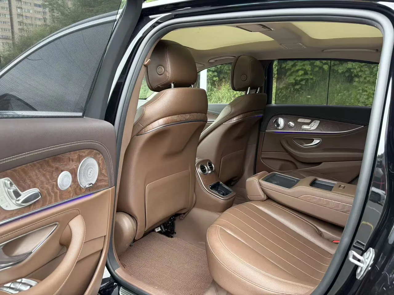 Mercedes Benz E Class 2021 E 300 L 2.0T Luxury Automatic Gear 4