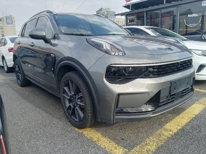 LYNK&amp;CO 2021 LYNK&amp;CO 01 2.0TD Two-Drive Pro Automatic 3
