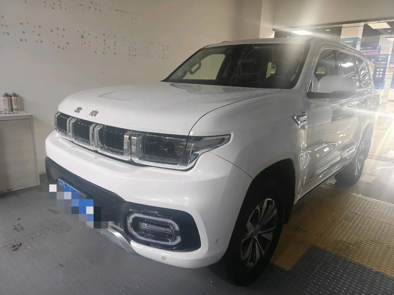 Beijing 2022 BJ60 48V 2.0T 11th Edition 5-seat Automatic Gear - View 1