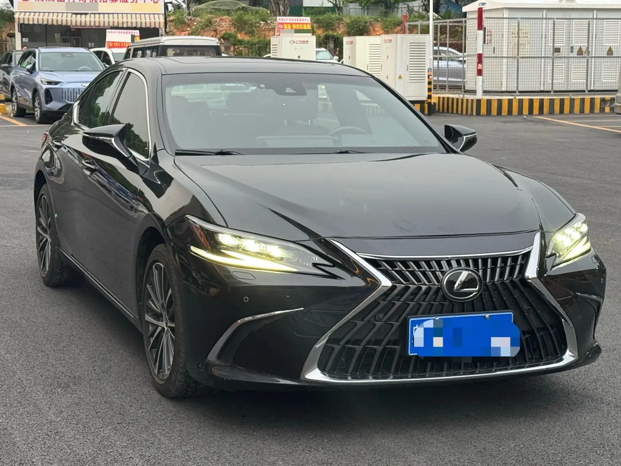 Lexus ES (Imported) 2022 ES300h 2.5 Stepless Premium Edition Automatic Gear 2