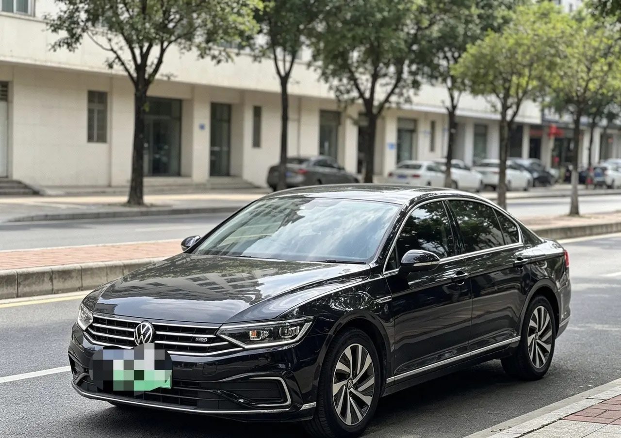 打开图片灯箱:Volkswagen Magotan New Energy 2022 Magotan GTE 1.4T Luxury Automatic Gear